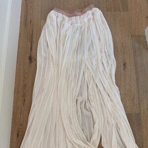 BCBGMaxAzria White Pleated Maxi Skirt Size XS